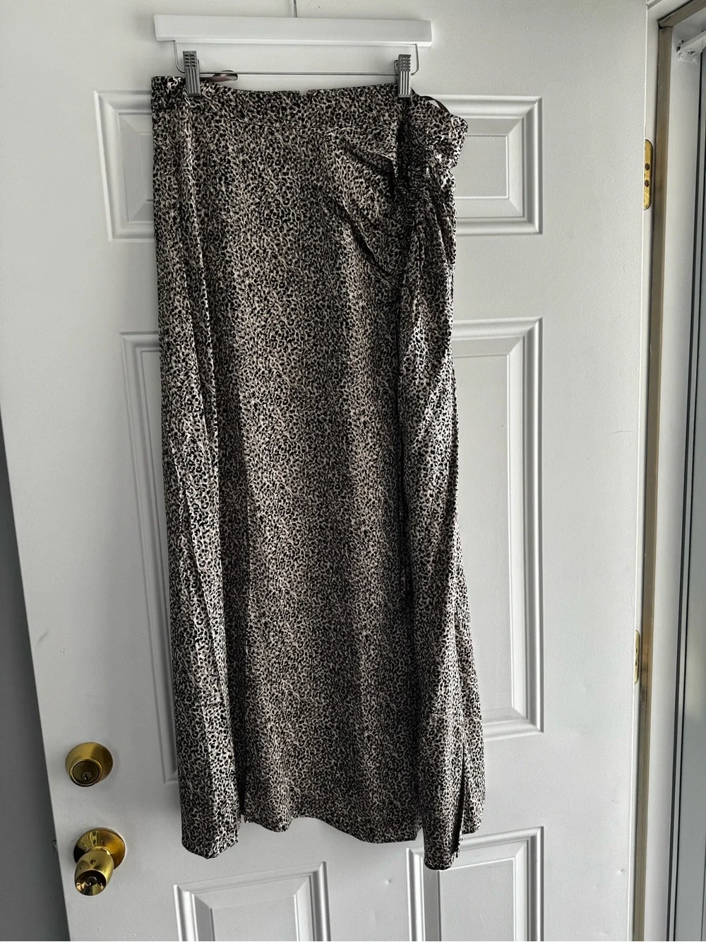 White House Black Market Black and White Leopard Print Maxi Skirt - Picture 5 of 10